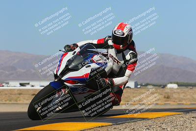 media/Oct-08-2022-SoCal Trackdays (Sat) [[1fc3beec89]]/Turn 9 Inside (10am)/